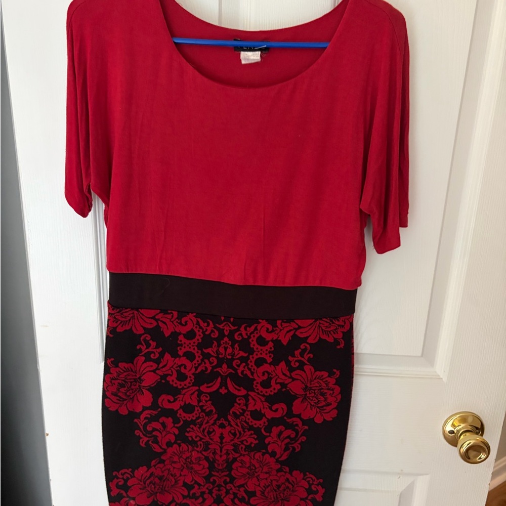 Red and Black Floral Patterned Dress